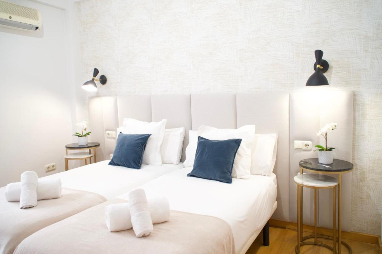 Colon & Soho By Ele Apartments Malaga Bagian luar foto
